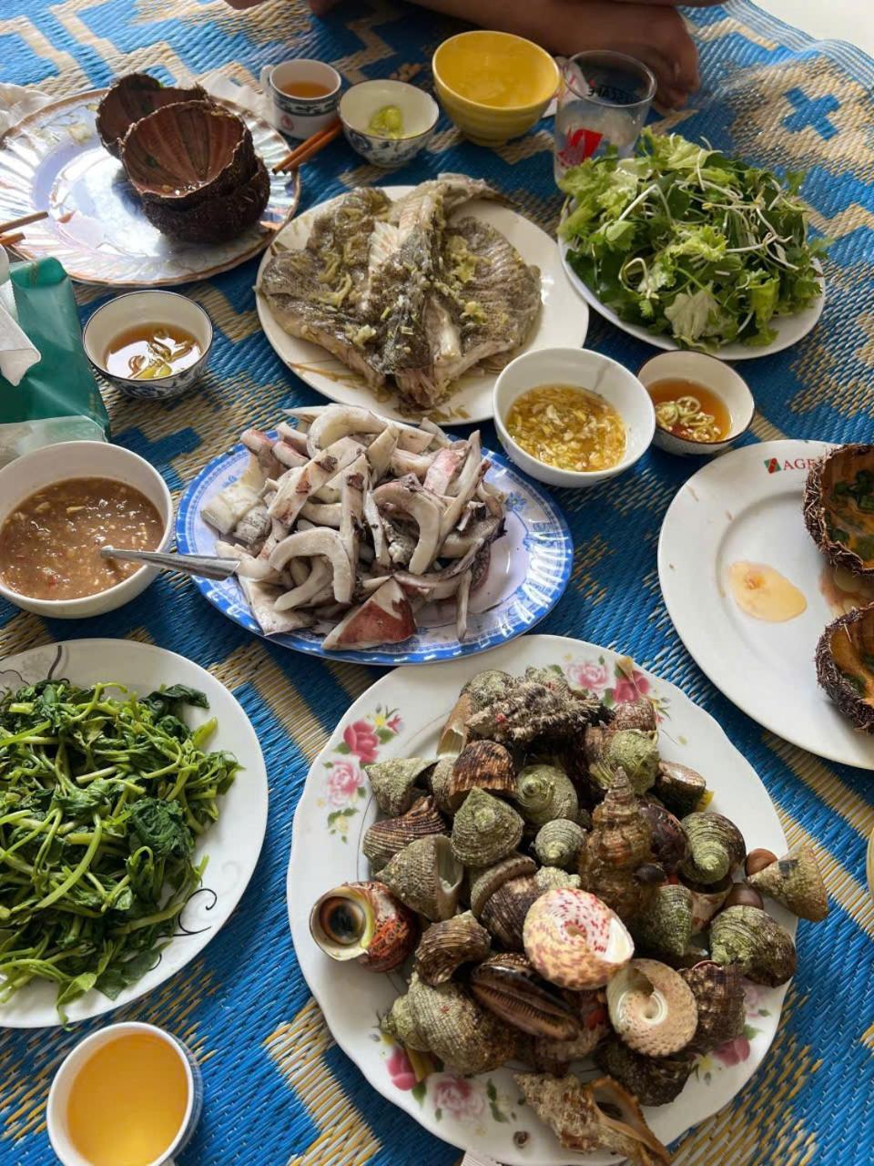 Nha Nghi Kim Ngan Bed and Breakfast Ly Son Buitenkant foto